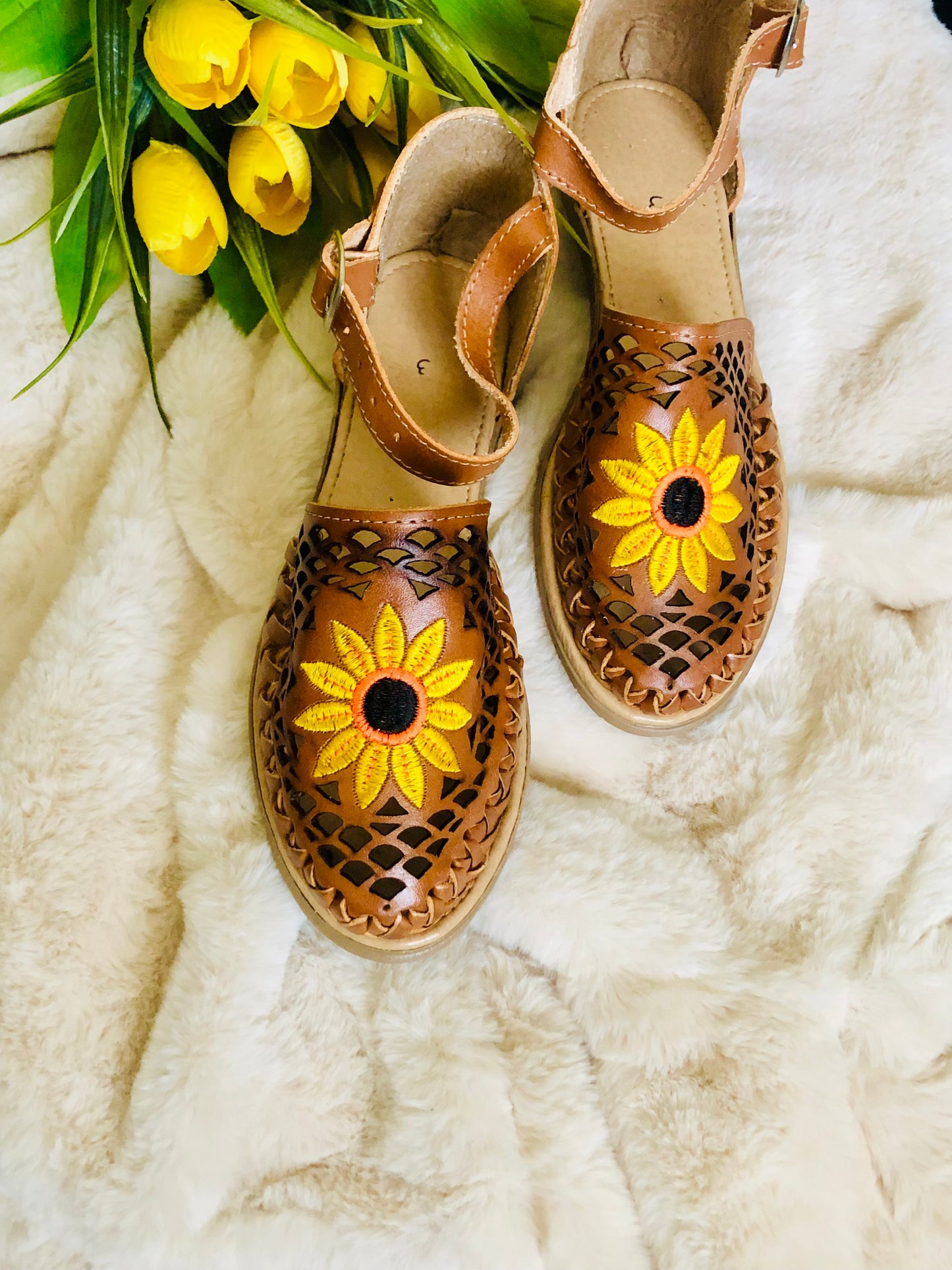 Embroidery Sunflower Women’s Huarache