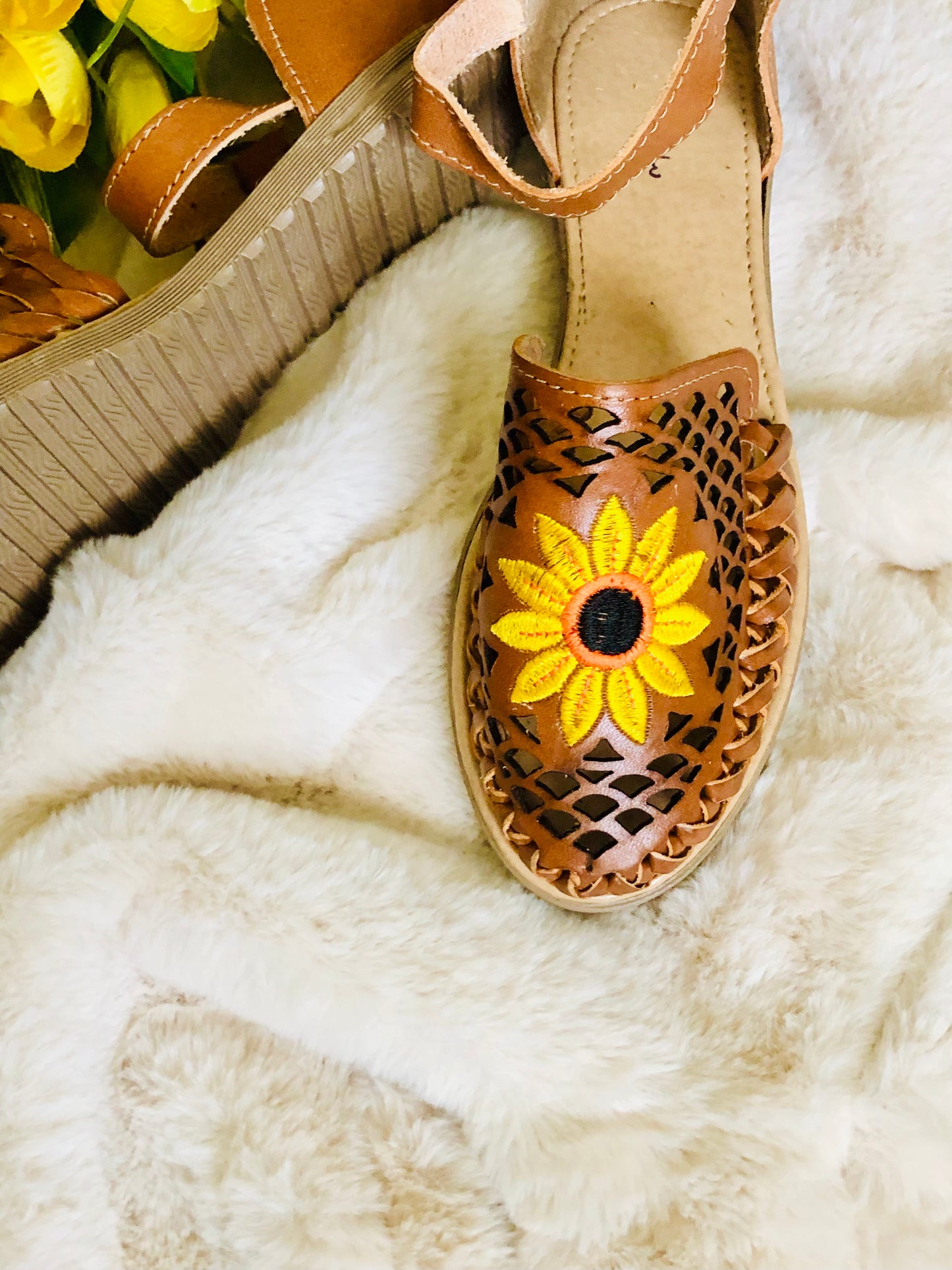 Embroidery Sunflower Women’s Huarache