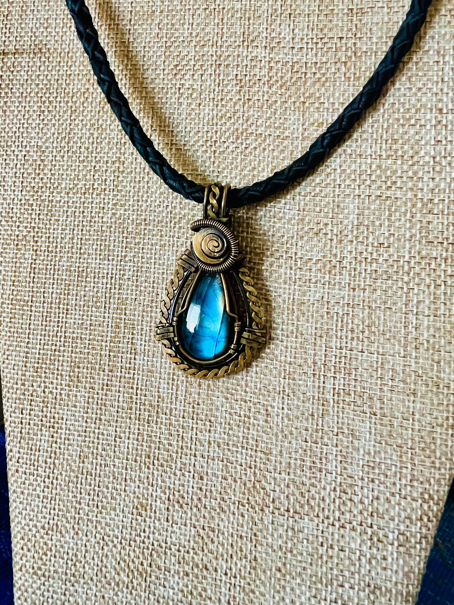 Blue  Flash Labradorite Pendant Necklace