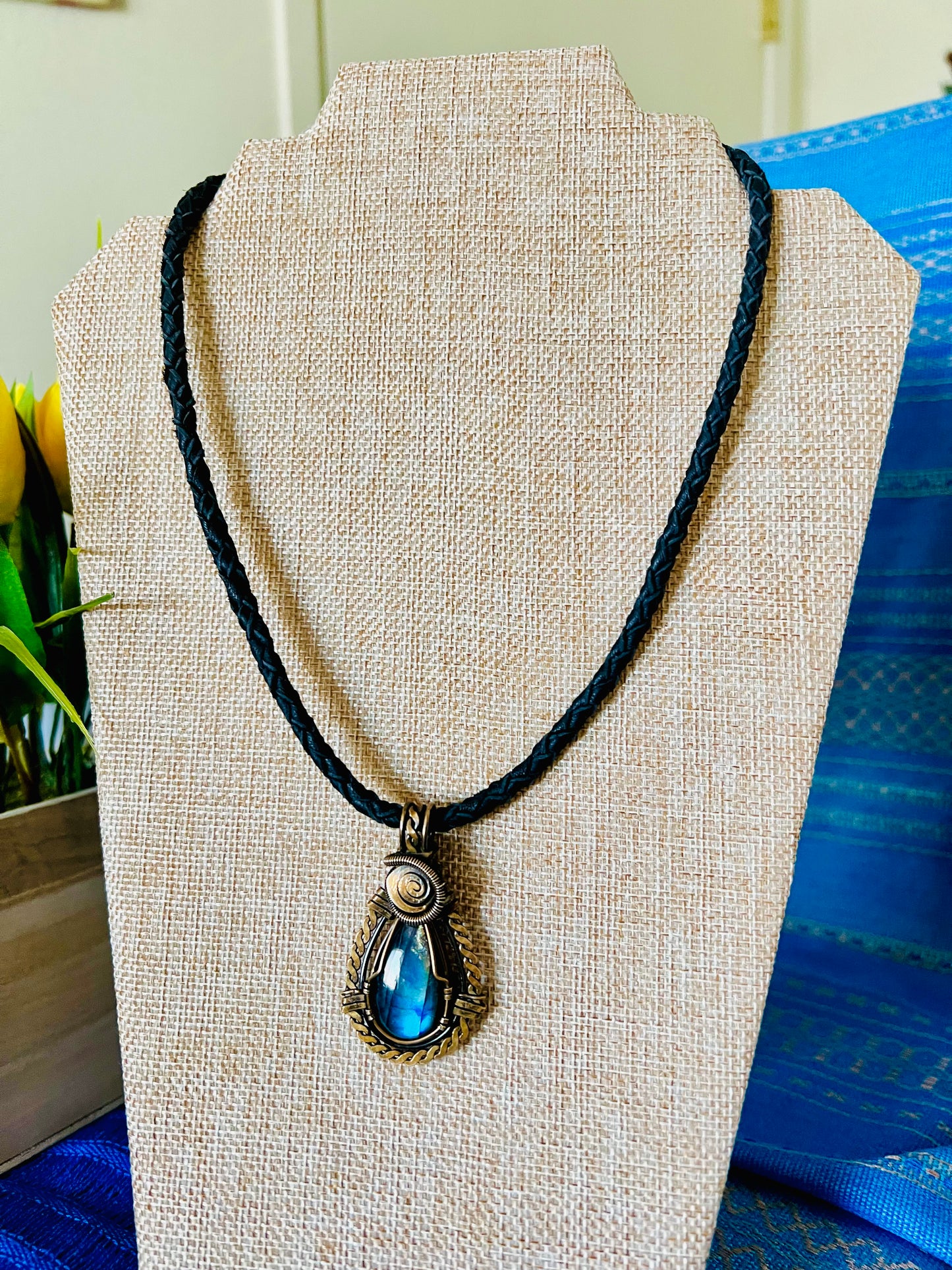 Blue  Flash Labradorite Pendant Necklace