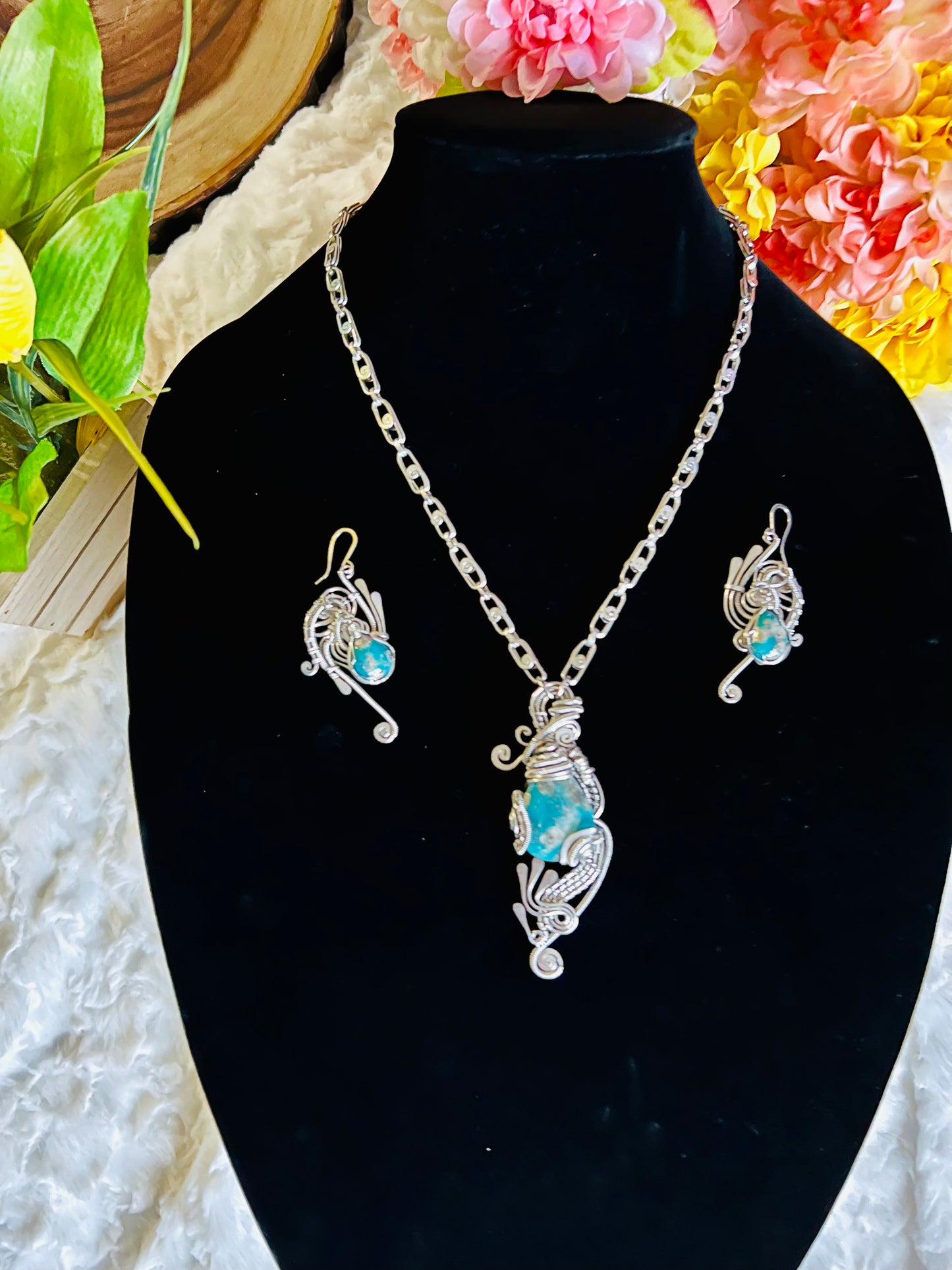 Turquoise Necklace Set